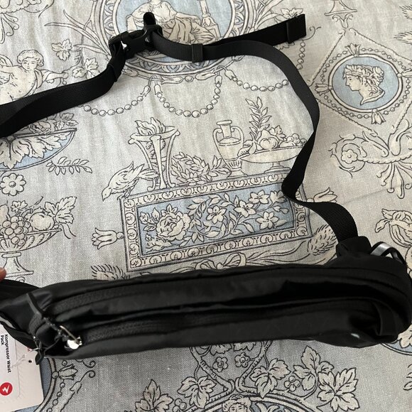 NEW with tags Marmot Kompressor Waist Pack Black rare - Picture 8 of 14